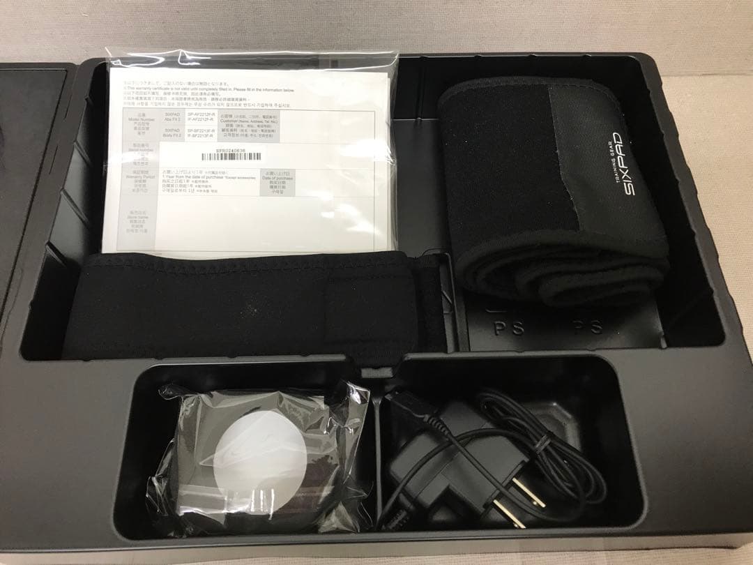 SIXPAD 2点まとめ売り 〈アブズフィット2、ボディフィット2〉