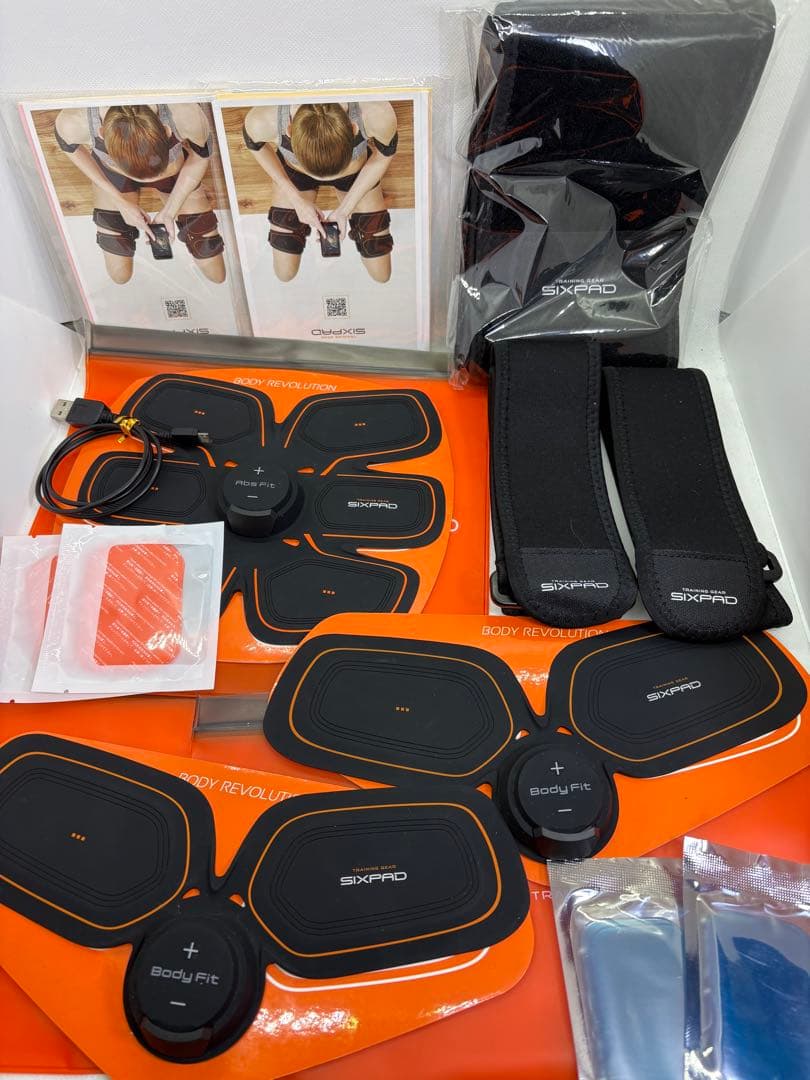 【美品】SIXPAD アブズフィット2 & ボディフィット2×2セット