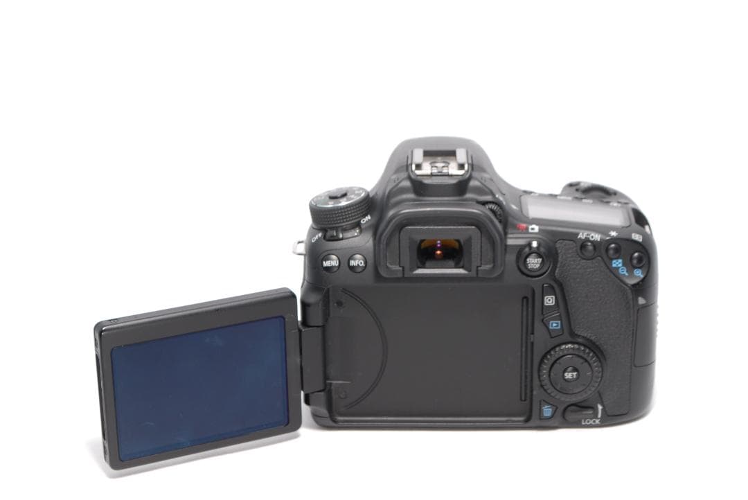 ✨Canon EOS 70D✨Wレンズ✨高速AF＆超望遠✨一眼レフカメラ