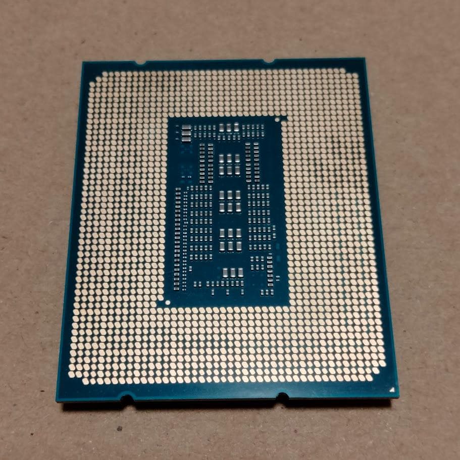 intel インテル CPU i7 13700KF BX8071513700KF