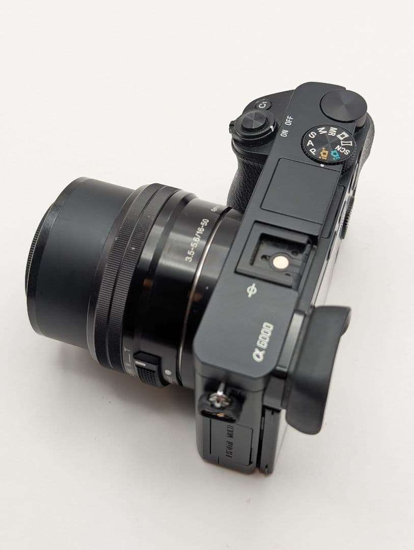 SONY α6000 ブラック ILCE-6000 16-50mm レンズ付き