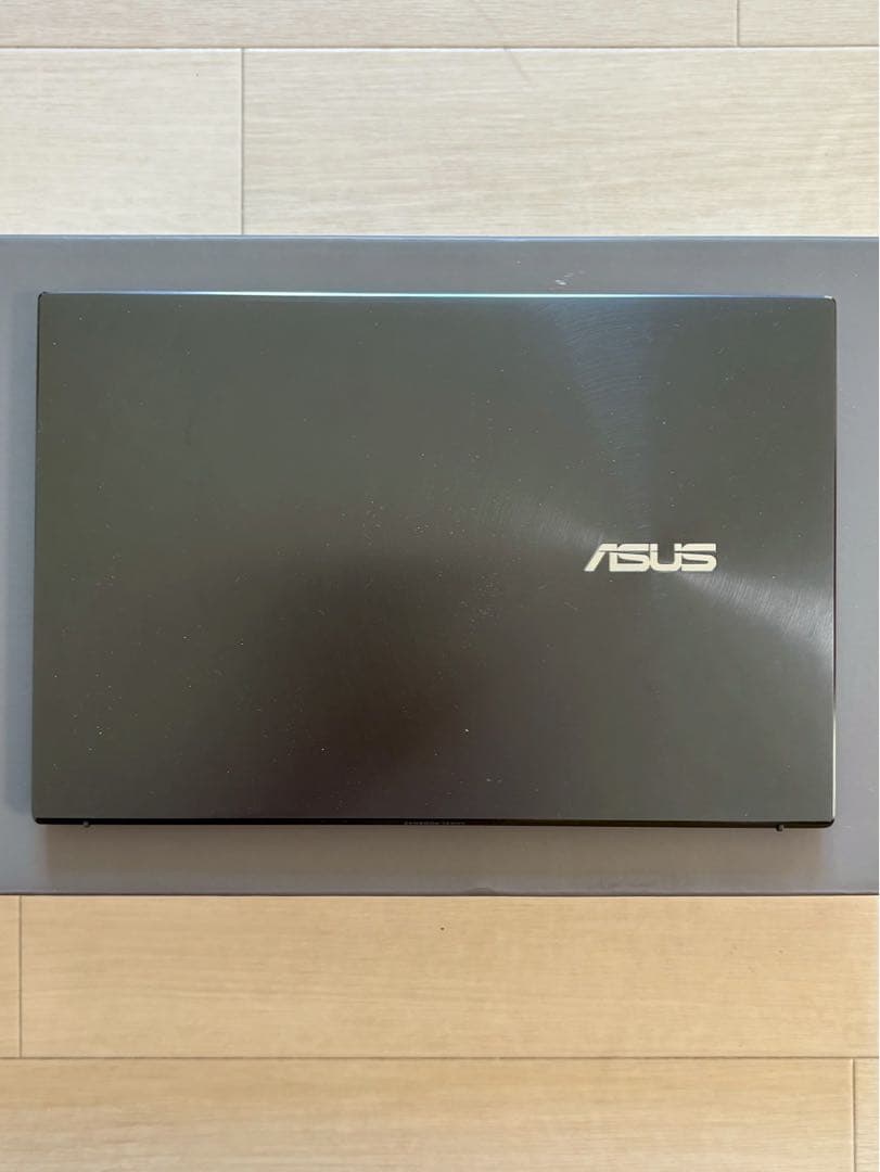 ASUS ZenBook ダークグレー 本体