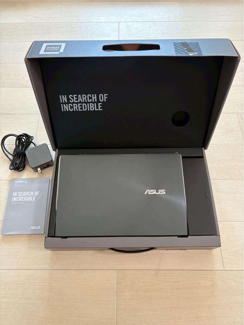 ASUS ZenBook ダークグレー 本体