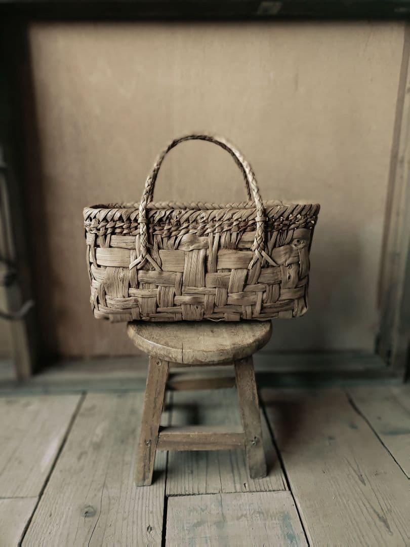 ワ*い様 信州安曇野の山葡萄かごバック。里山手仕事。