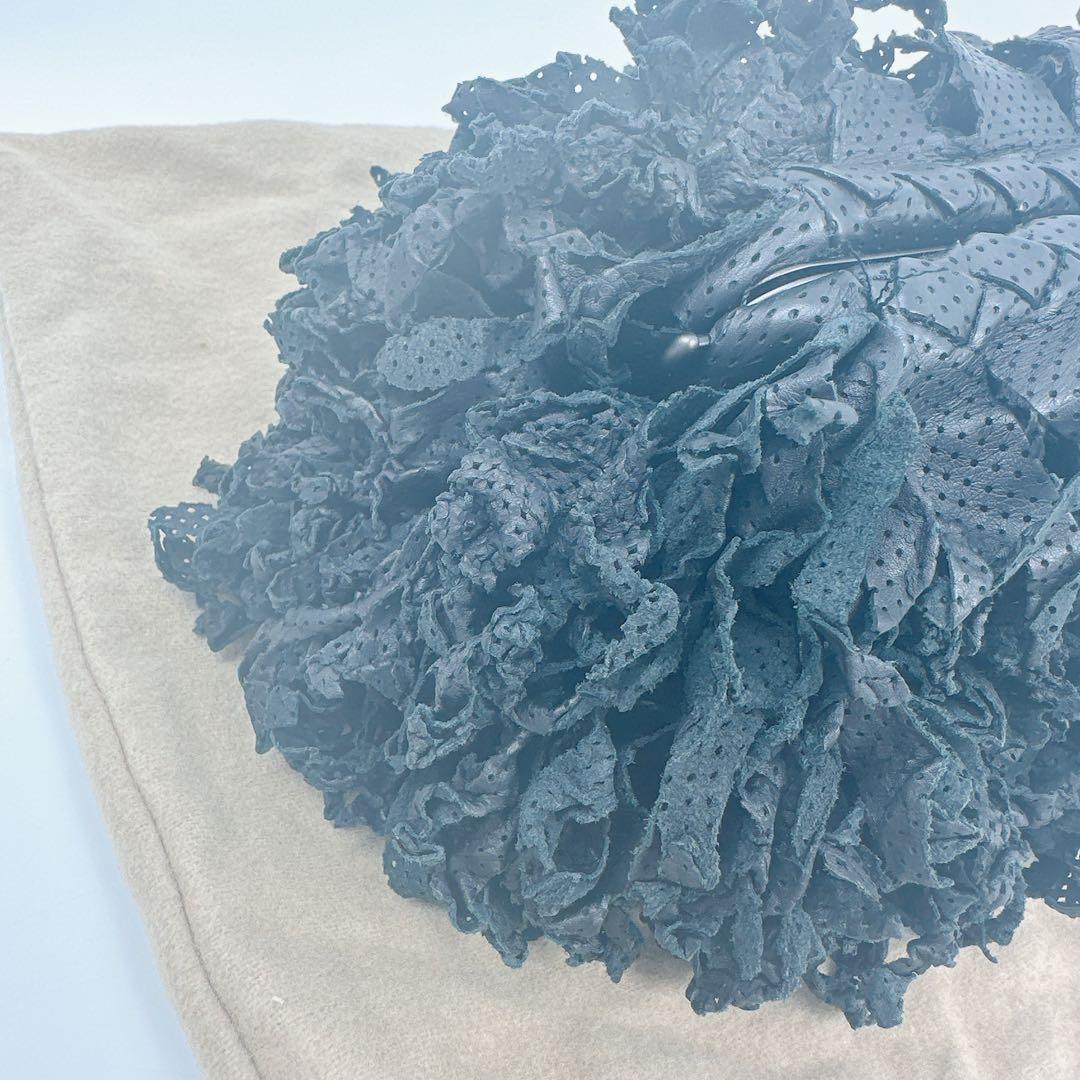 美品　使用感少　ボッテガヴェネタ　パンチング　イントレチャート　クラッチバッグ