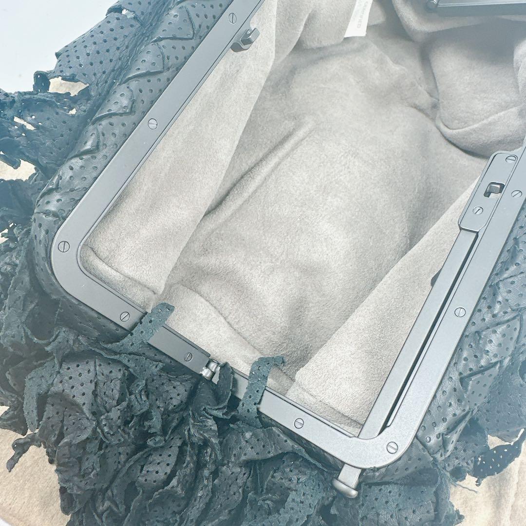 美品　使用感少　ボッテガヴェネタ　パンチング　イントレチャート　クラッチバッグ