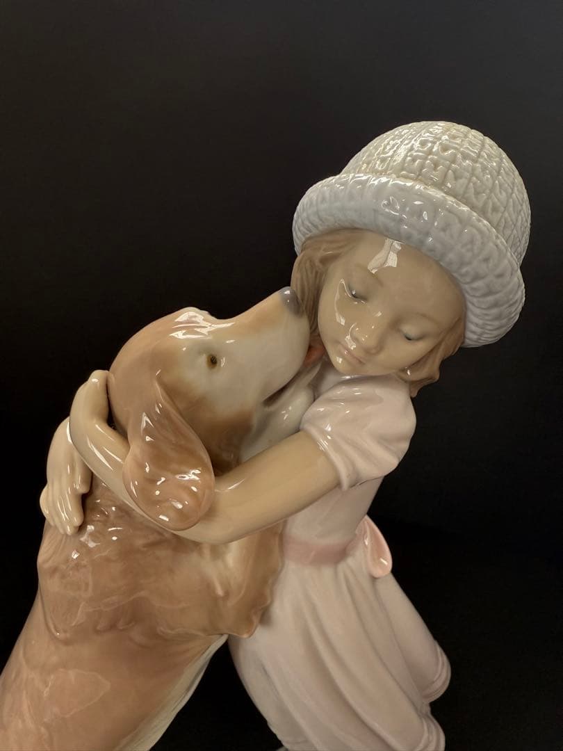 リヤドロ（Lladro リアドロ 陶器人形 置物） 犬と少女 待ってたよ！