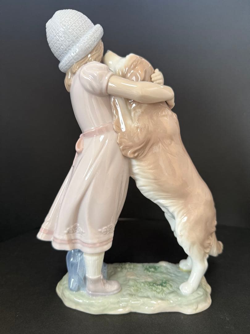 リヤドロ（Lladro リアドロ 陶器人形 置物） 犬と少女 待ってたよ！