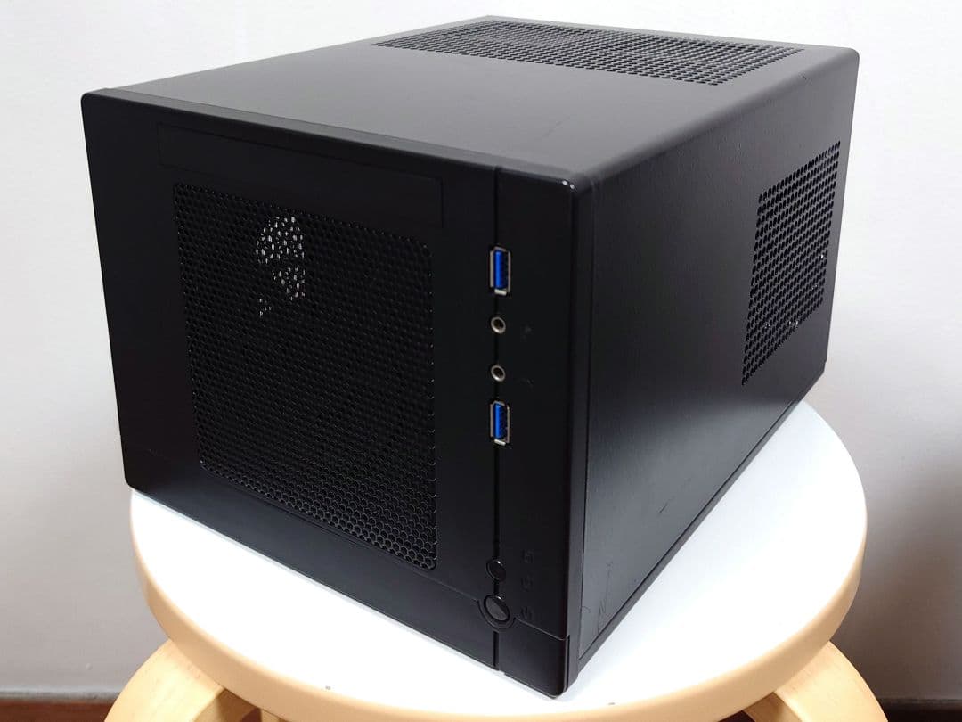 コンパクト キューブ デスクトップ PC i5 16GB GT730