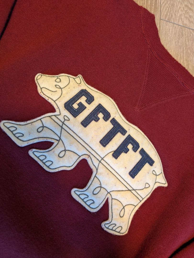 ヒューマンメイド　GFTFT 刺繍 トレーナー　M