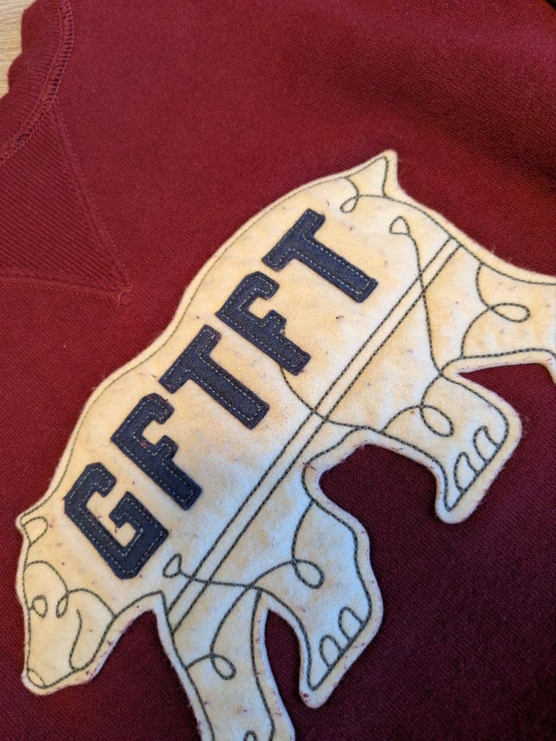 ヒューマンメイド　GFTFT 刺繍 トレーナー　M