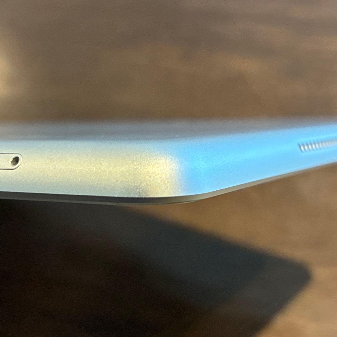 Apple iPad 第７世代 32GB シルバー SIMフリー