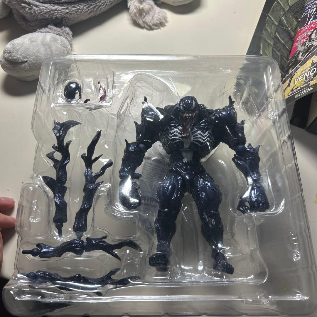リボルテック　アメイジングヤマグチ　ヴェノム フィギュア 海洋堂