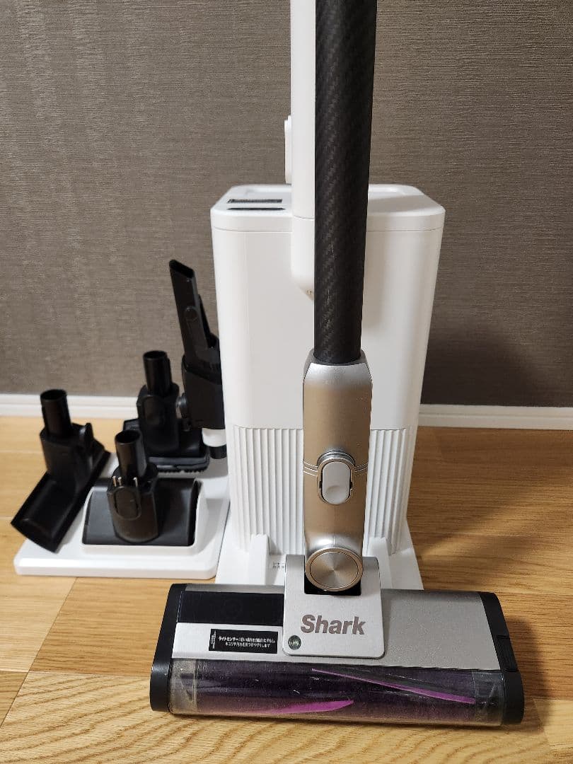 シャーク　掃除機　Shark Clean Sense IQ+　ゴミ収集ドック付き
