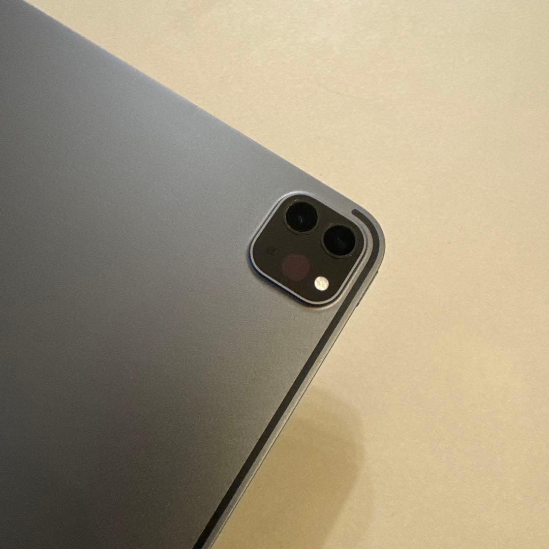 iPadPro12.9 第5世代　256GB バッテリー容量85%