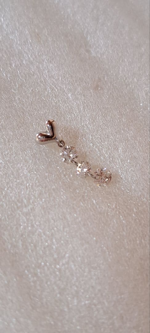 【美品】計0.50カラット　ダイヤペンダントトップ