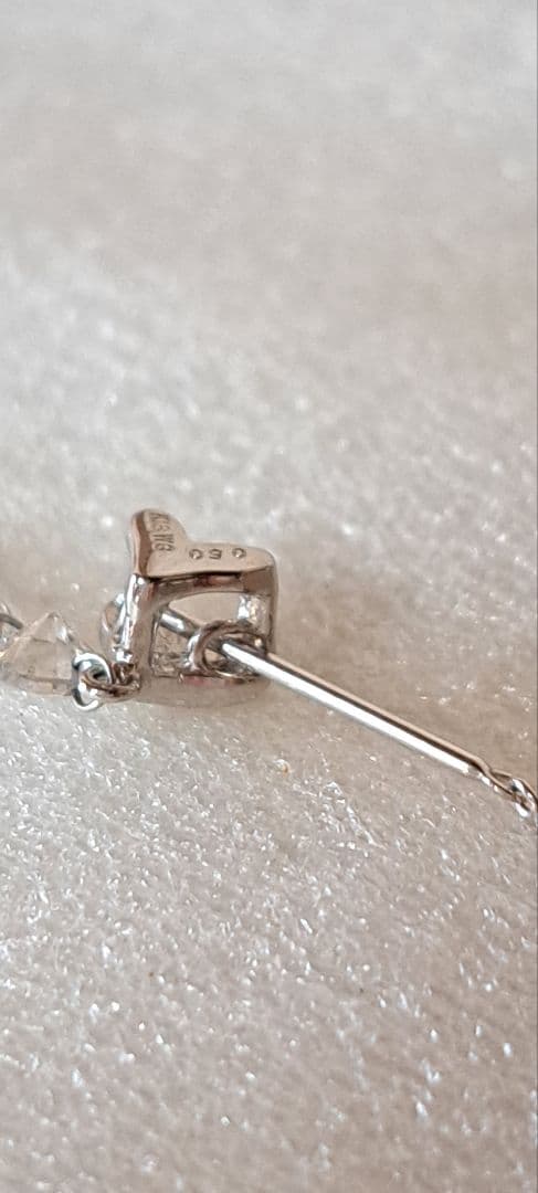 【美品】計0.50カラット　ダイヤペンダントトップ