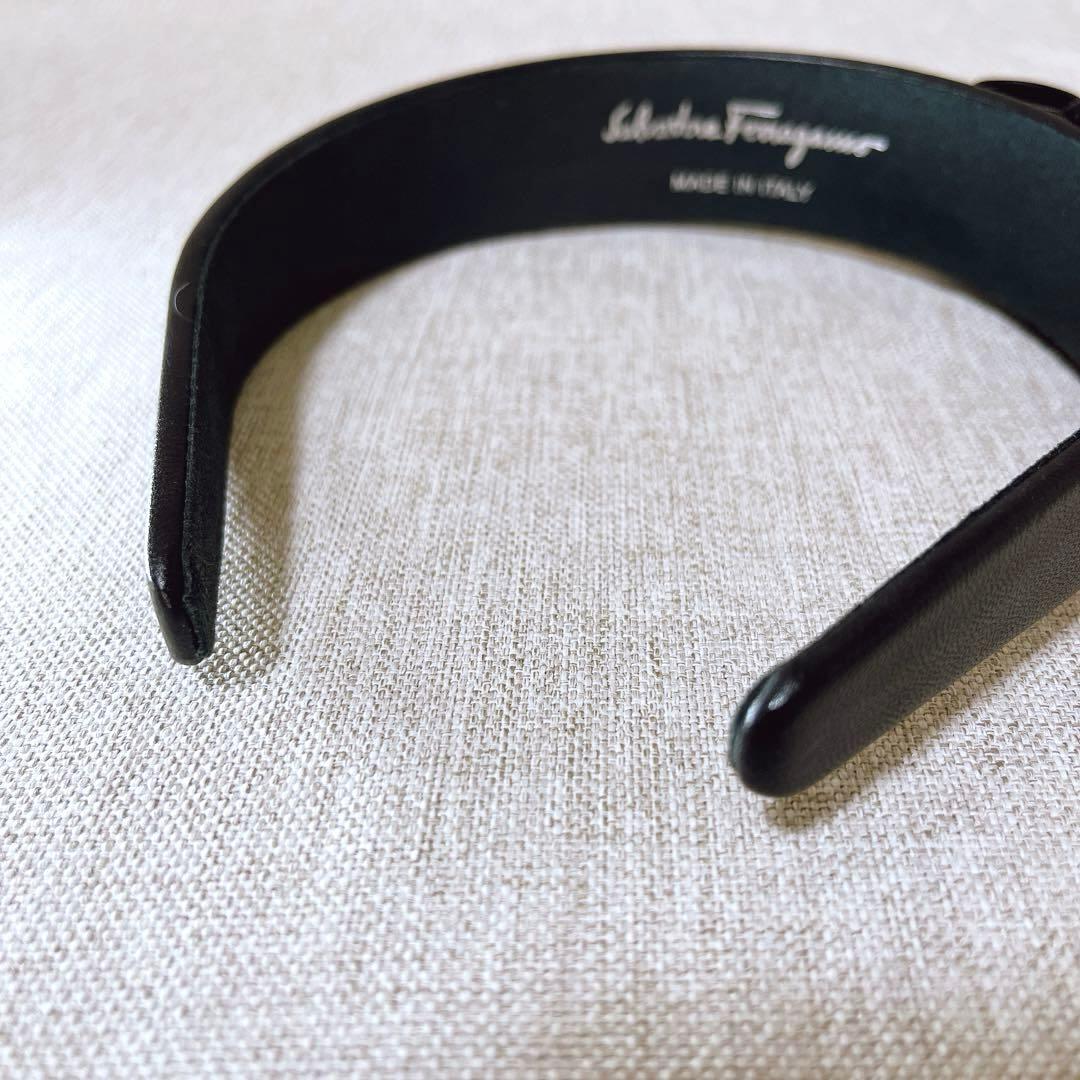 【極美品】【希少】サルヴァトーレフェラガモ ヴァラリボン カチューシャ レザー