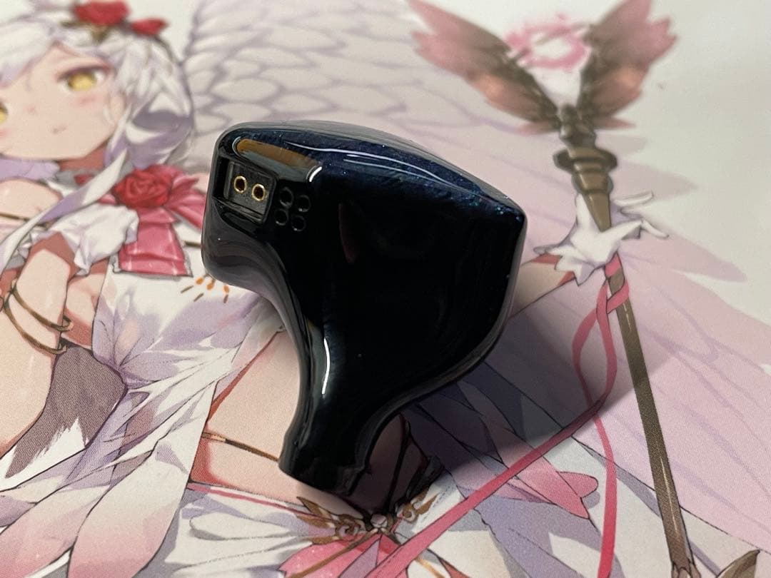 イヤホン TRUTHEAR NOVA