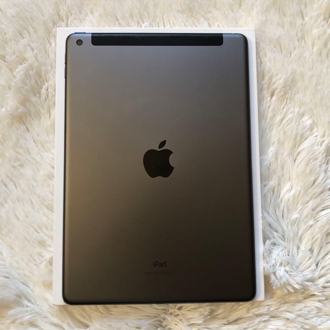 【値下げ不可】iPad 第8世代 128GB SIMフリー 【すぐ発送】