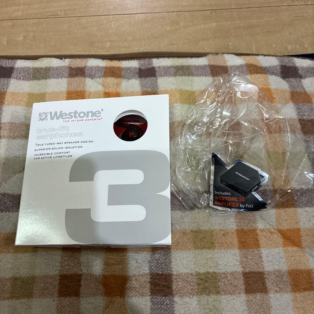 新品　未使用Westone Audio Westone3 fiio アンプ同梱