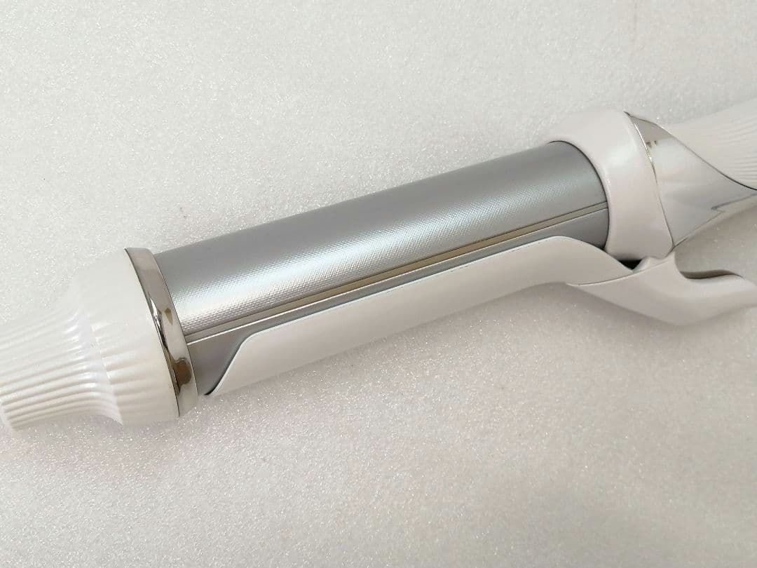 正規品リファ ビューテック カールアイロン　32mm コテ 20年製 049