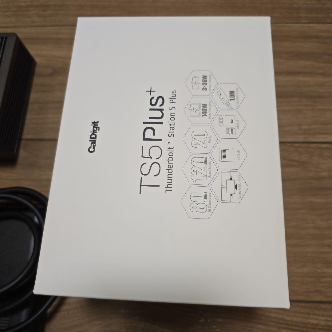 【ほぼ新品】CalDigit TS5 Plus ドッキングステーション