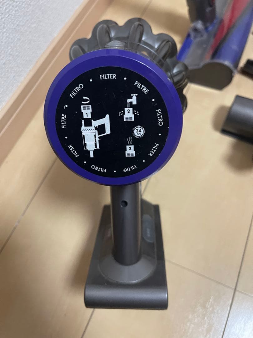【美品】Dyson Cyclone V10 sv12エコーモード７2分