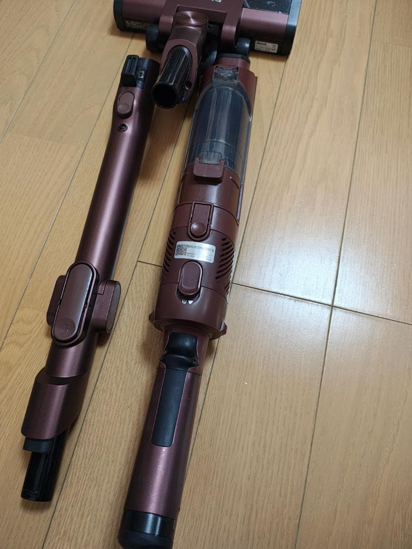 シャーク★コードレスクリーナー★LC250JBR★バッテリー新品と同等★3