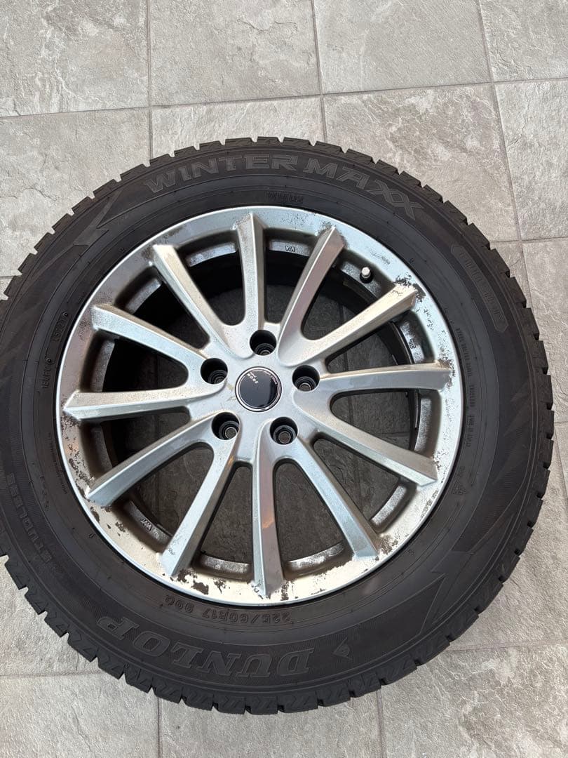 30アルファード　スタッドレス　DUNLOP 225/60R17 ホイールセット