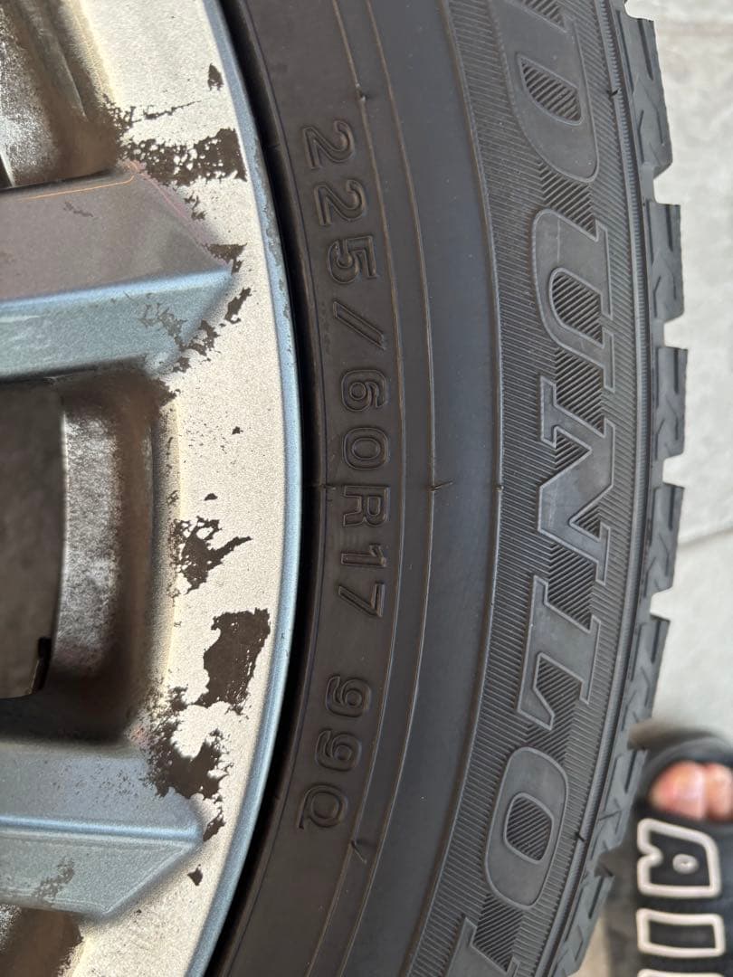 30アルファード　スタッドレス　DUNLOP 225/60R17 ホイールセット
