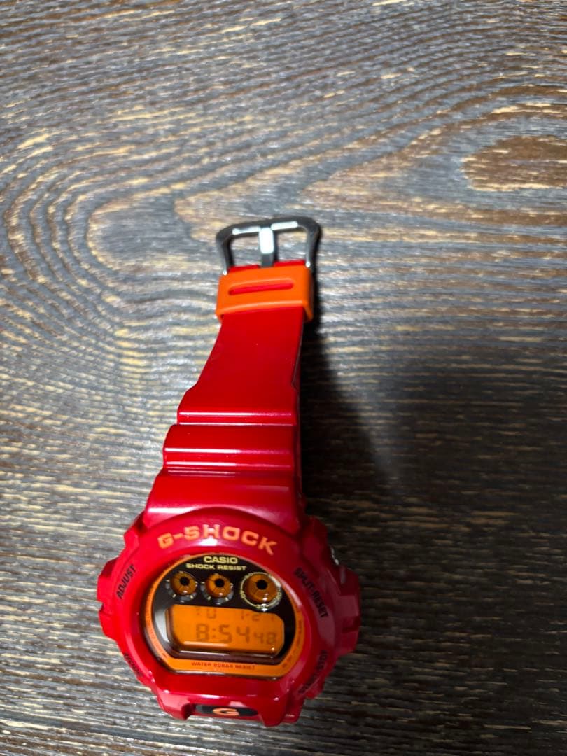 【激レア・美品】G-SHOCK DW-6900CB クレイジーカラー　レッド