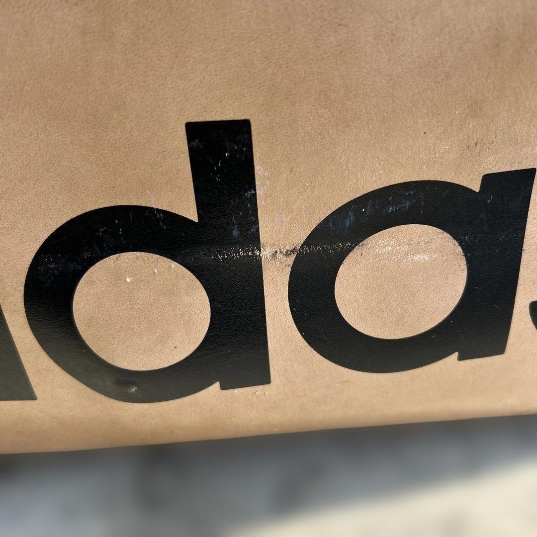 adidas ボストンバッグ ベージュ