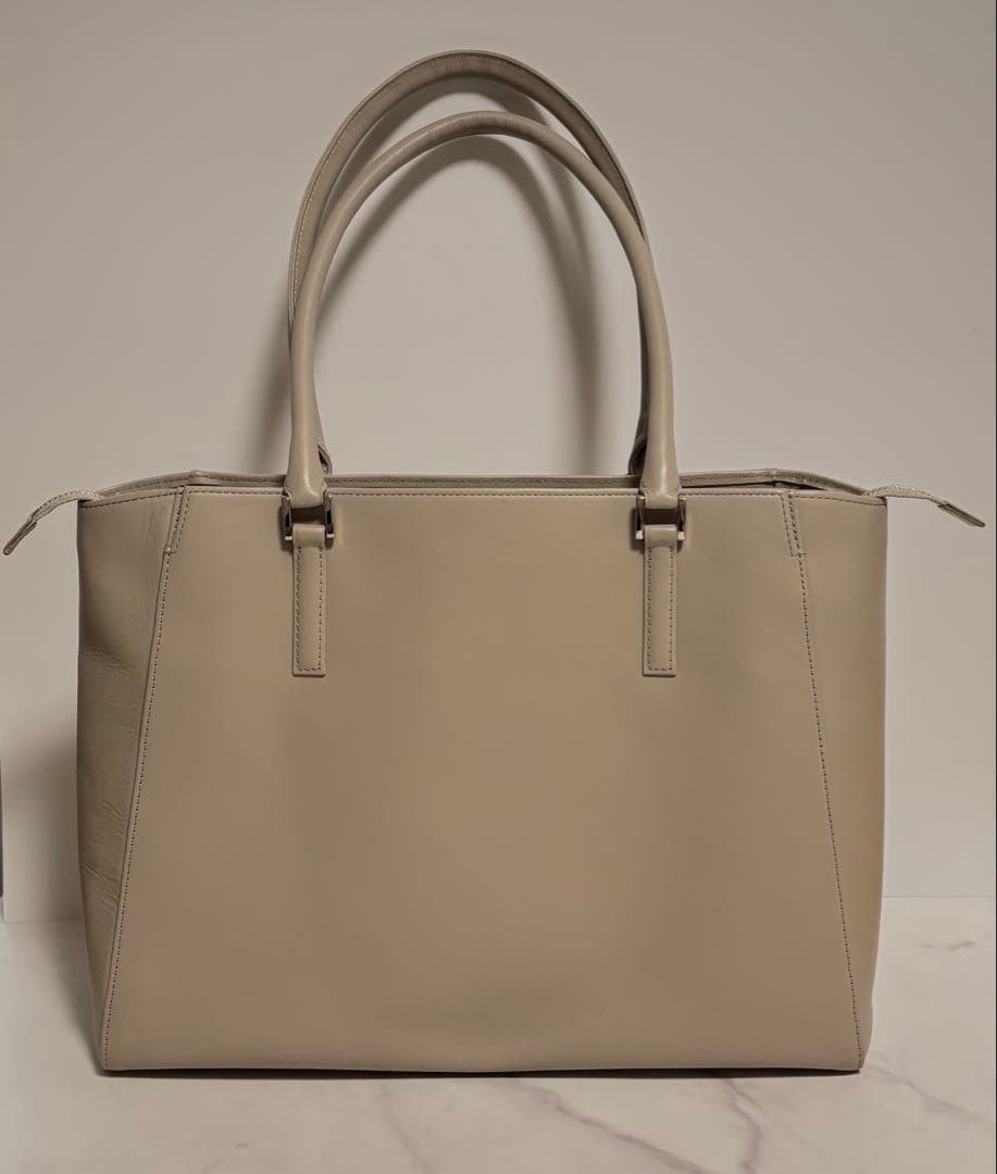 専用限定割引◆ビジネスレザーファクトリー　トート　トラピゾイド　ベージュ