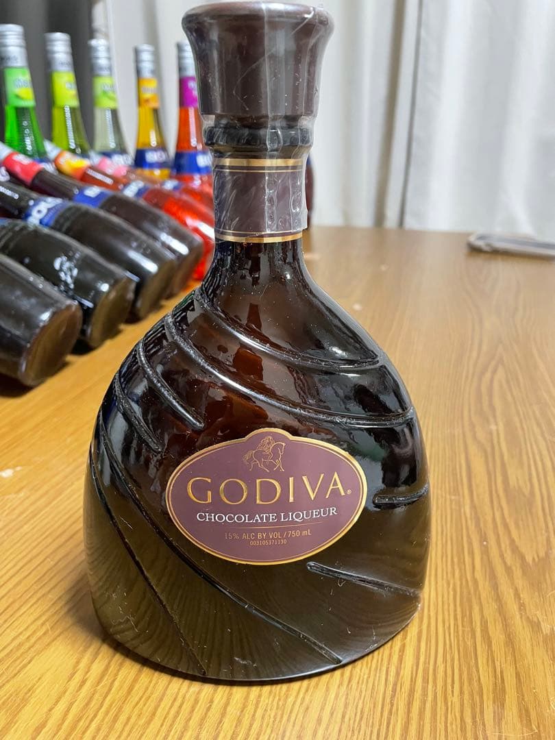 9月13日(土)までパンダ先輩出品 チョコ＆ホワイトチョコリキュール