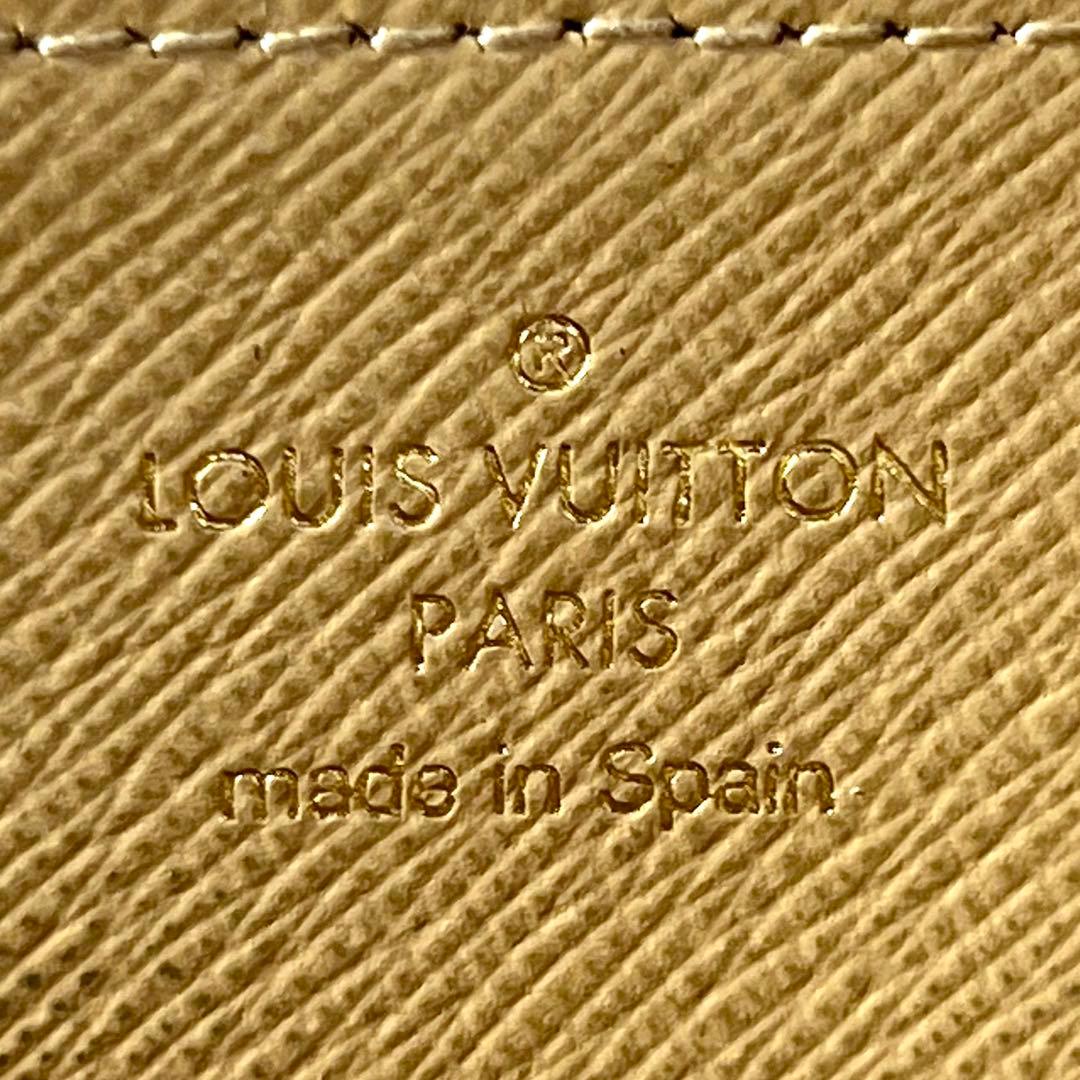 INO ルイヴィトン モノグラムジャイアント ジッピーウォレット カーキ