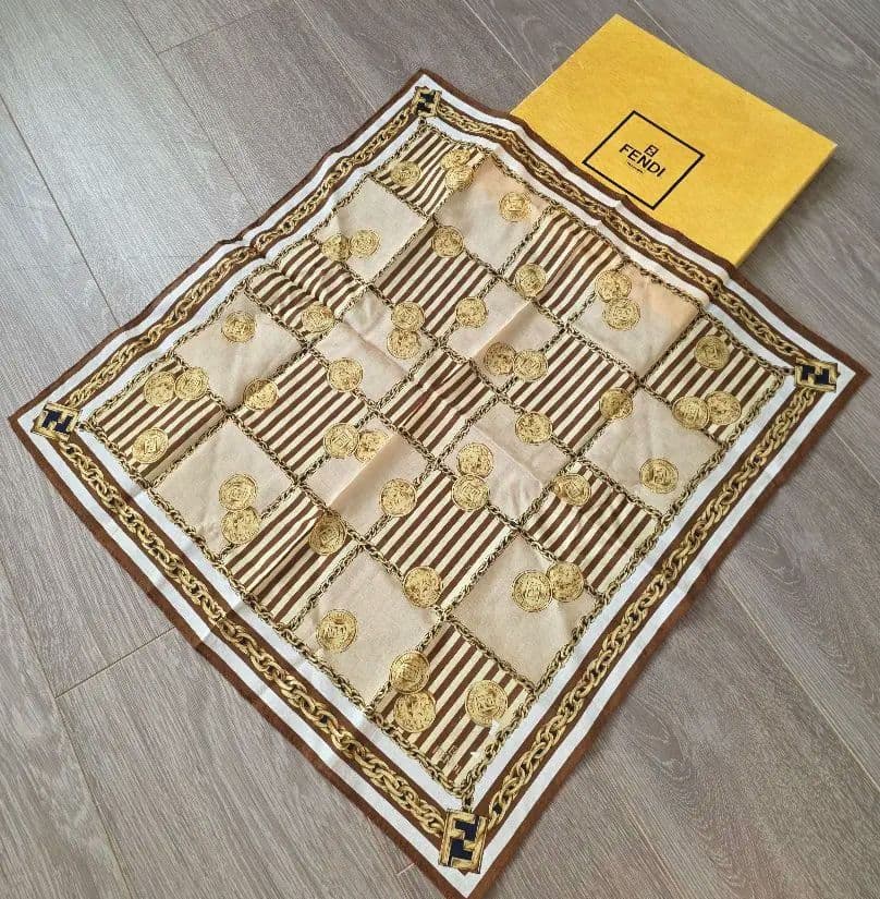 未使用 FENDI ハンカチ 9枚セット