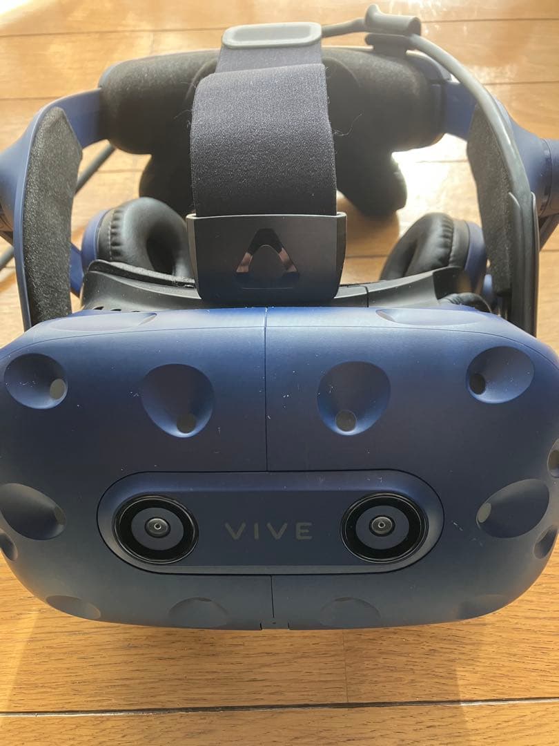 VIVE pro 本体 ヘッドマウントディスプレイ おまけ付