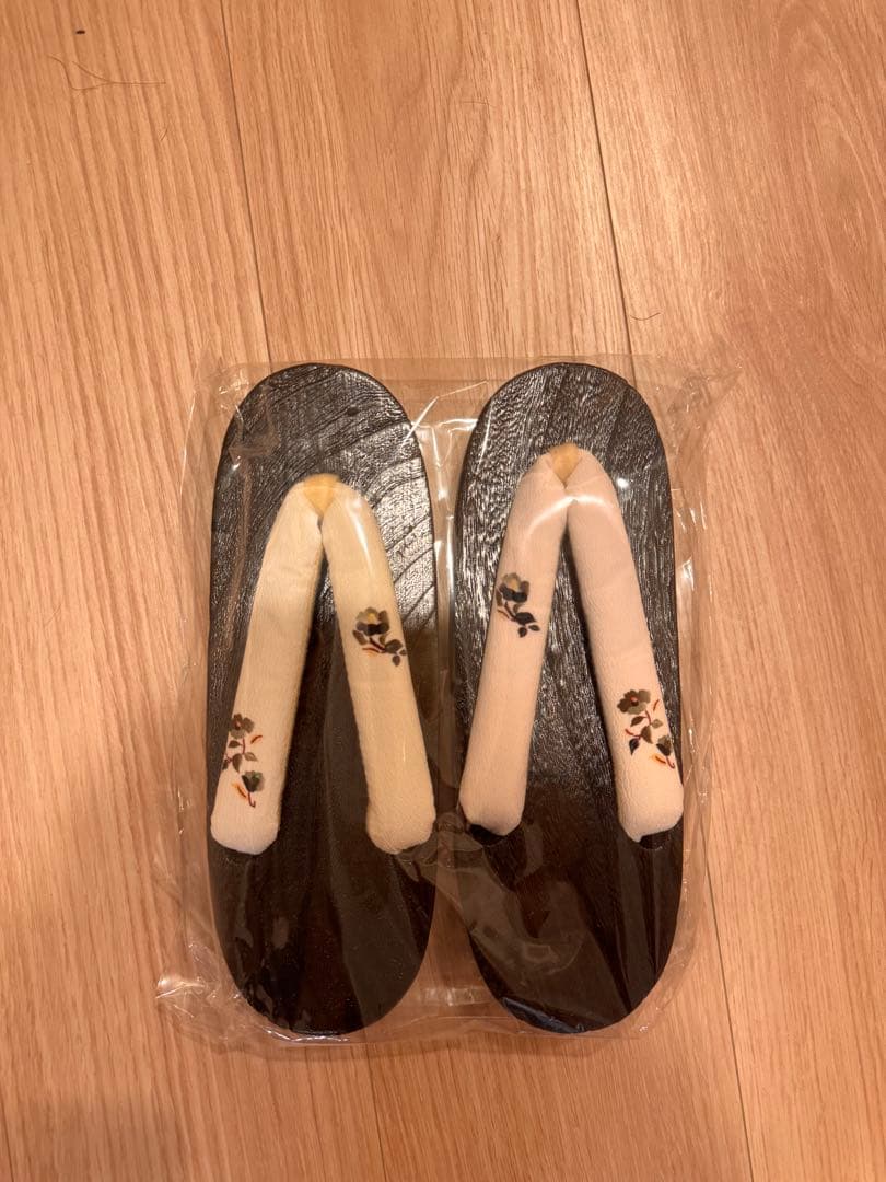 DITA 青い花柄の女性用浴衣・帯セット