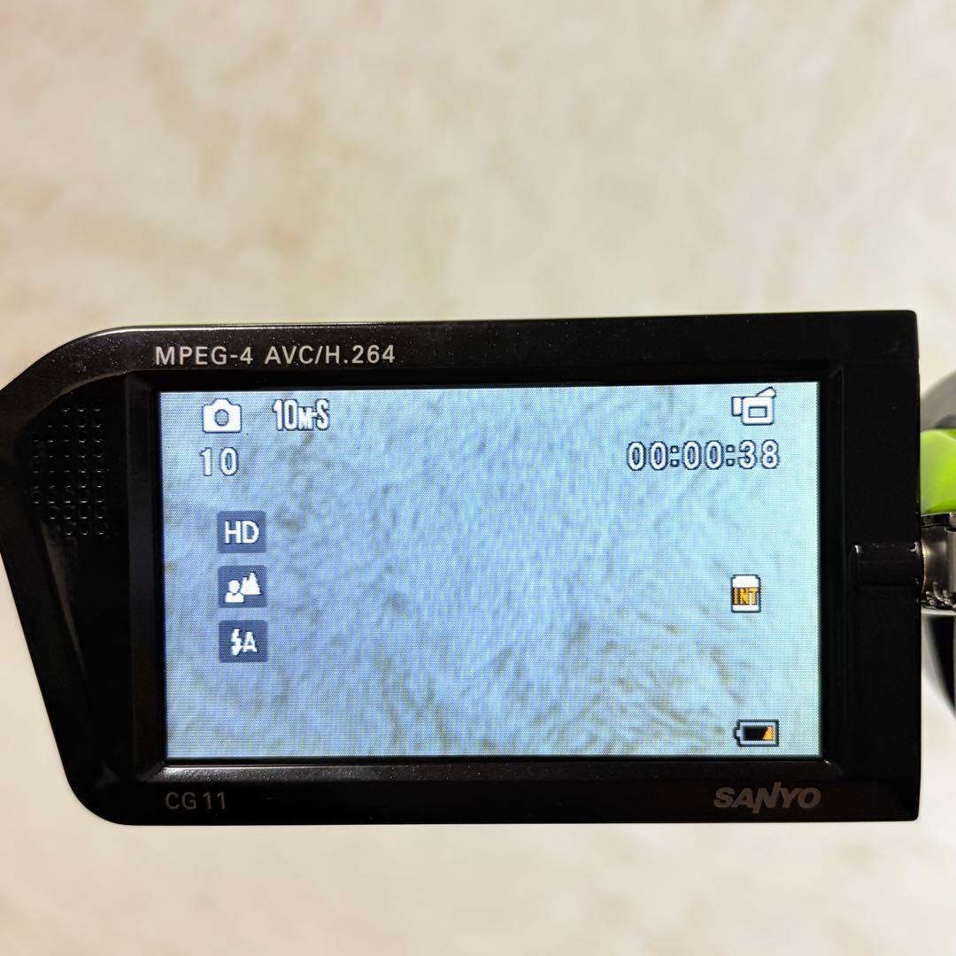 SANYOデジタルムービーカメラ　Xacti DMX-CG11グリーン