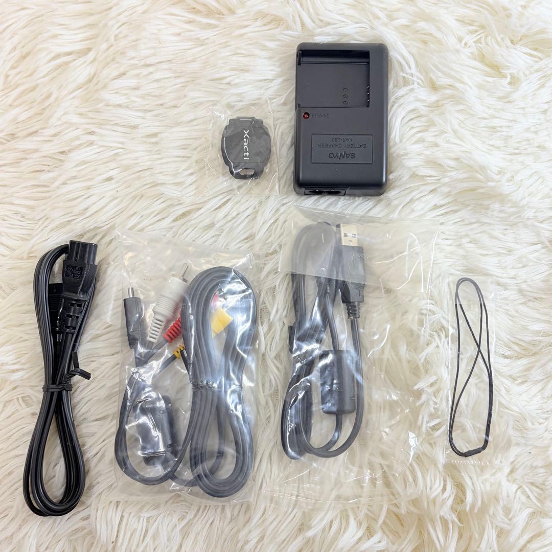 SANYOデジタルムービーカメラ　Xacti DMX-CG11グリーン