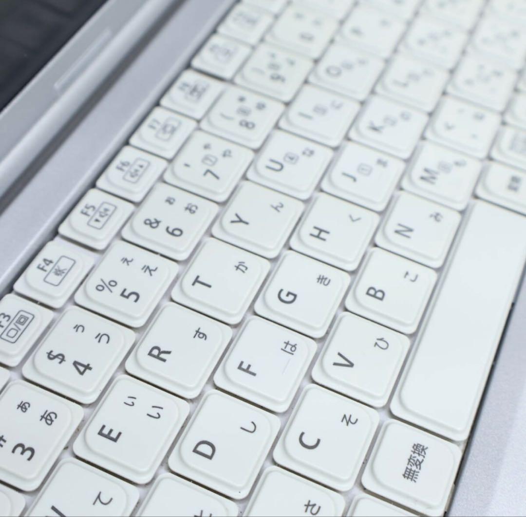 ★中古SSD128GB メモリ8GB★カメラ Win11 ノートPC69