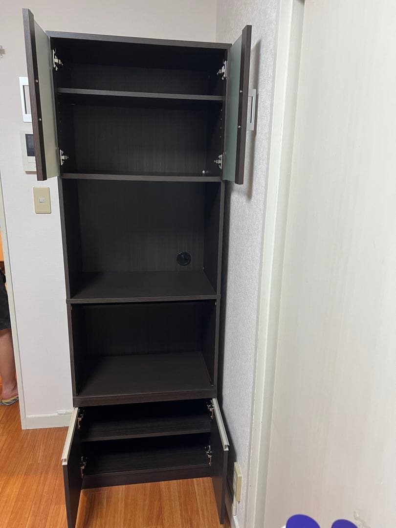 ニトリ食器棚 ガラス扉付き