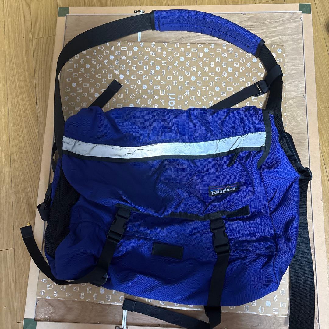 Patagonia メッセンジャーバッグ 青　USA製