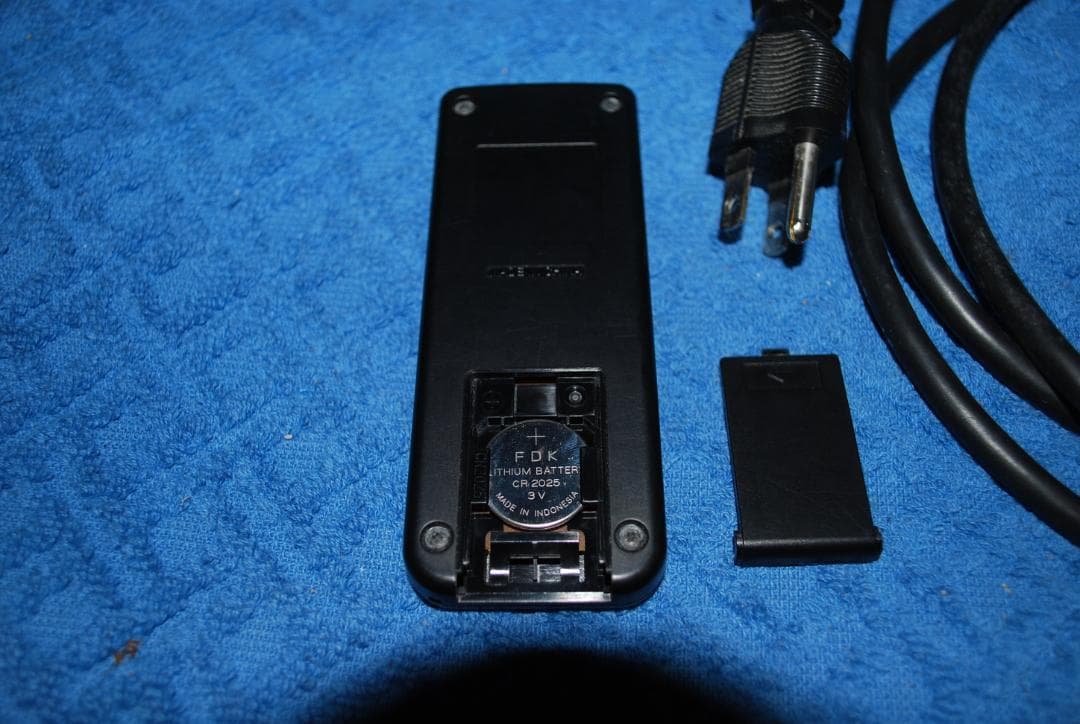 EIZOモニターFS2434　23,8インチ中古ジャンク品の出品です。