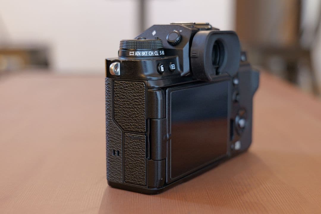 富士フイルム FUJIFILM X-T4 おまけつき