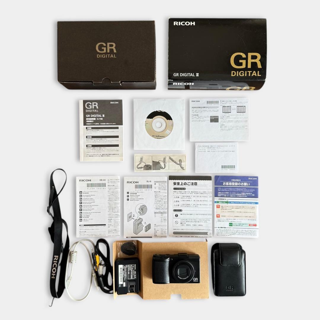 完動品 Ricoh リコー GR Digital III 3 SH1679回