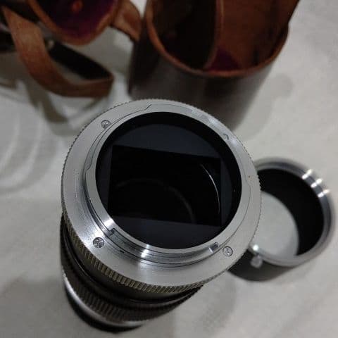 ミノルタ　カメラ レンズ　革ケース付②