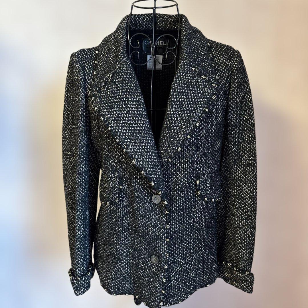 超美品☆CHANEL☆黒とゴールドのツイード テーラードジャケットサイズ42