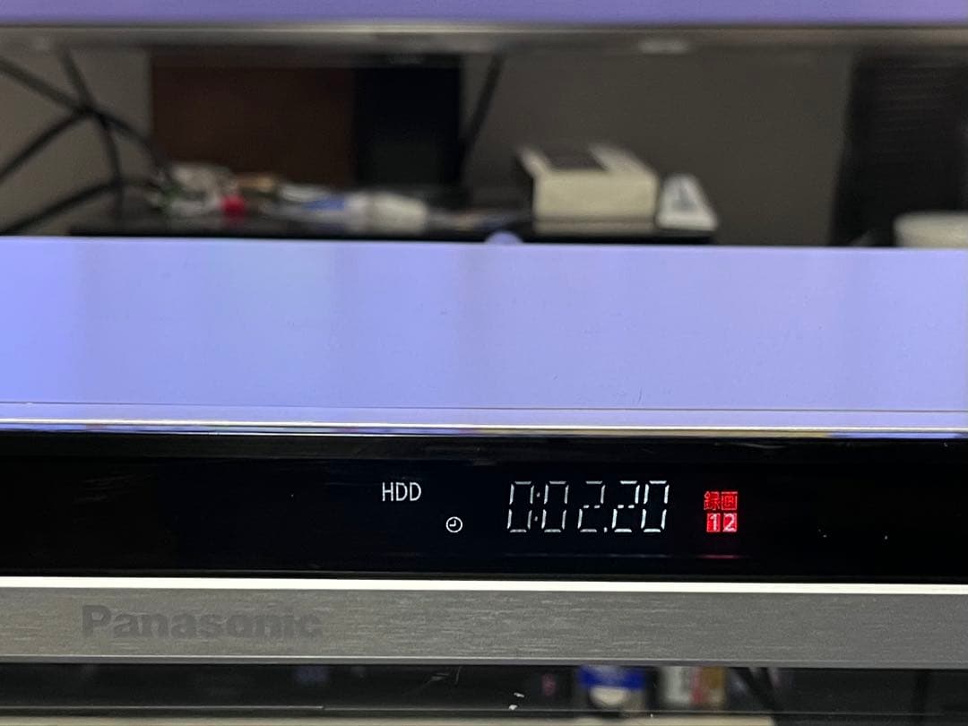 新品リモコン付　2番組録画　パナソニック　BDレコーダー　DMR-BWT555